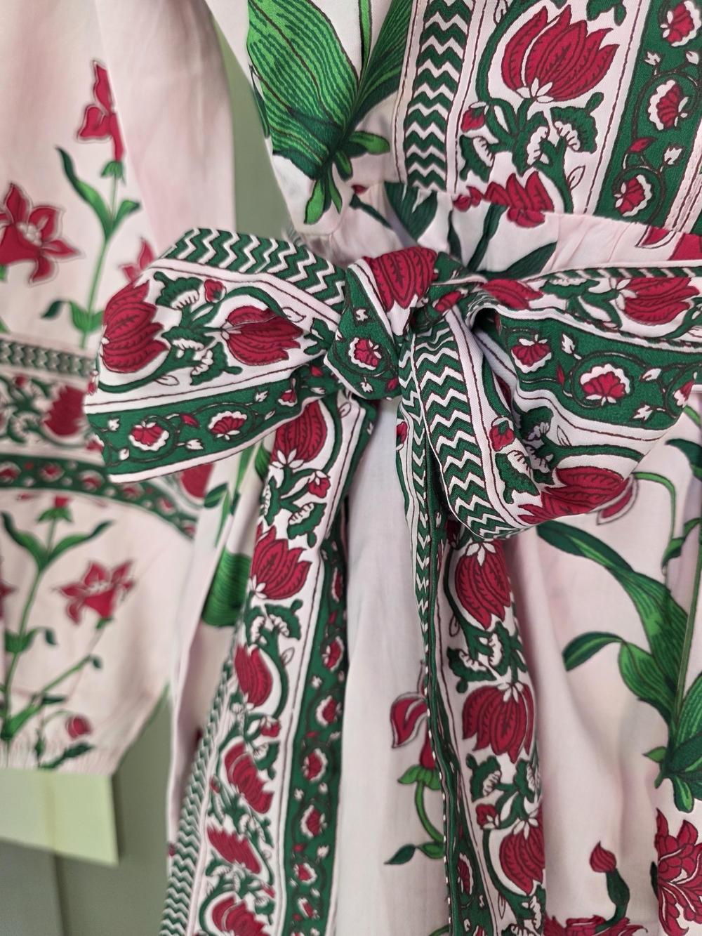 Elegant Southern Pink Floral Maxi Dress with Belt-NWT - Picture 2 of 10